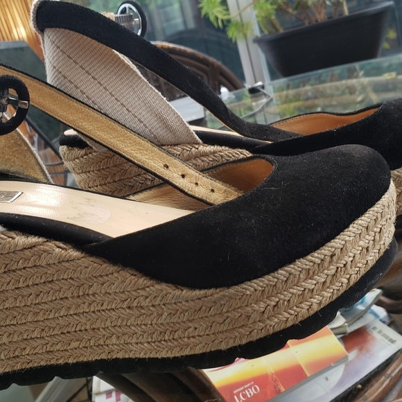Black suede wedges. - Picture 3 of 4